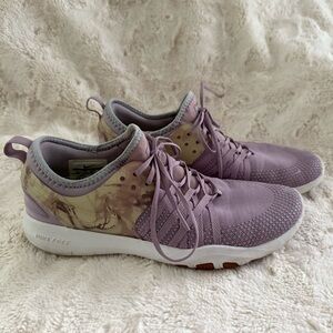 Nike Women's Lavender Athletic Shoes
